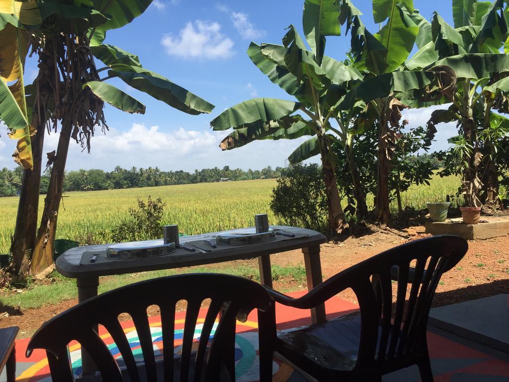 Ayana'S Homestay Alappuzha Bagian luar foto