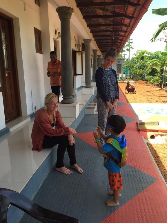 Ayana'S Homestay Alappuzha Bagian luar foto