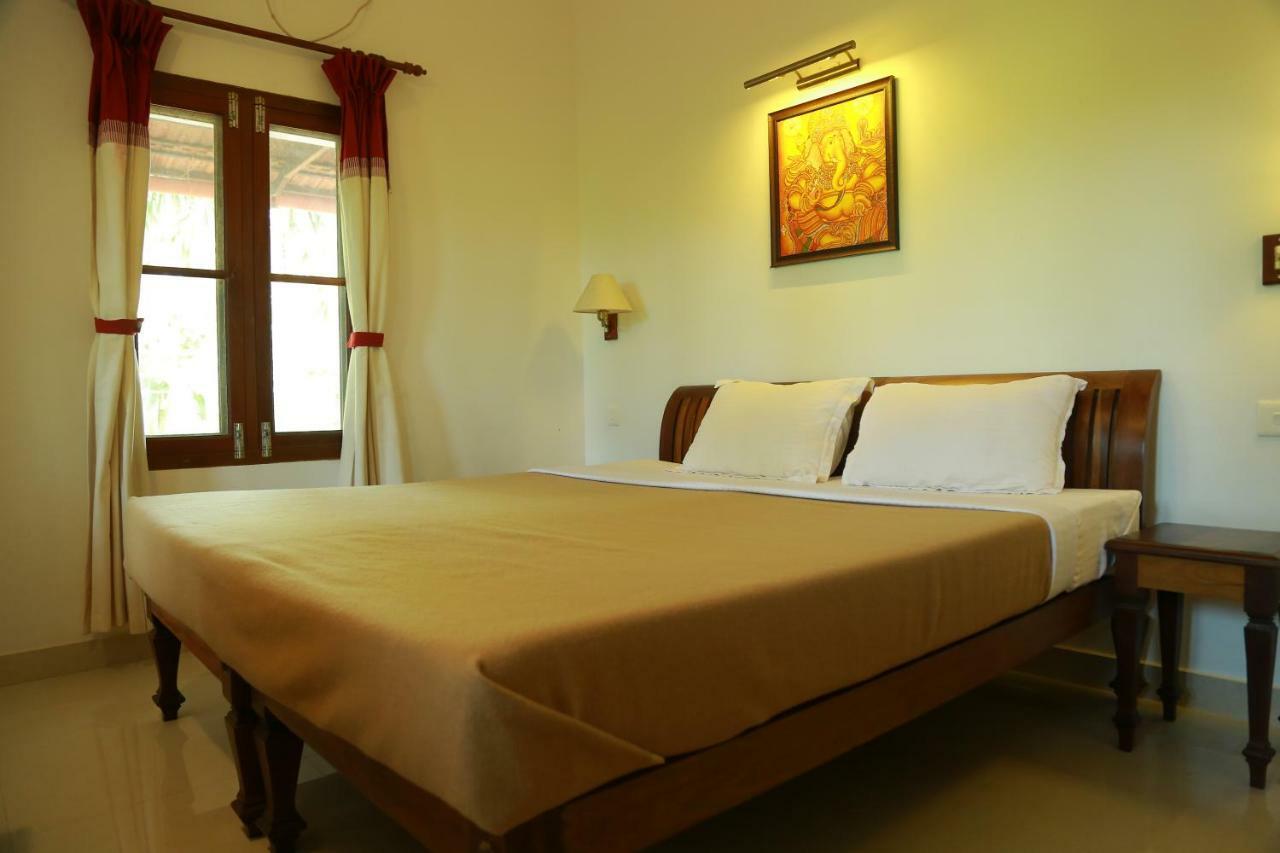 Ayana'S Homestay Alappuzha Bagian luar foto